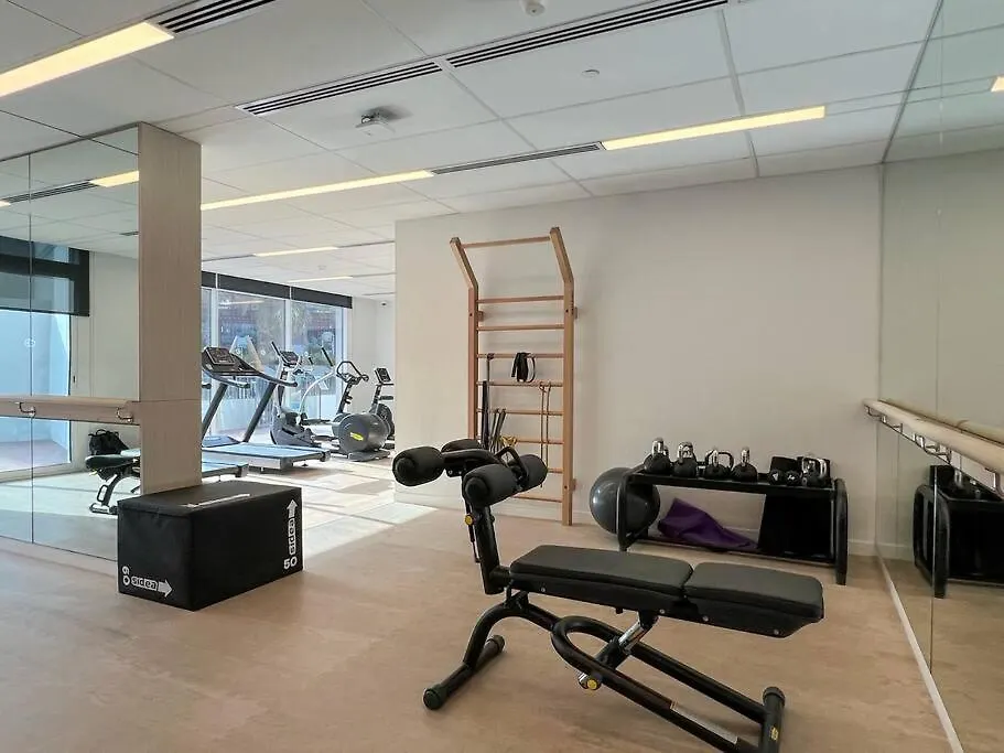 Spacious 2Br Apartment With Community View Dubai 0*,