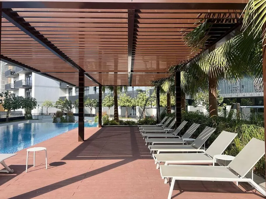 Spacious 2Br Apartment With Community View Dubai United Arab Emirates