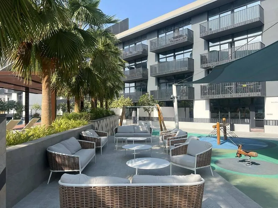 Spacious 2Br Apartment With Community View Dubai 0*,  United Arab Emirates